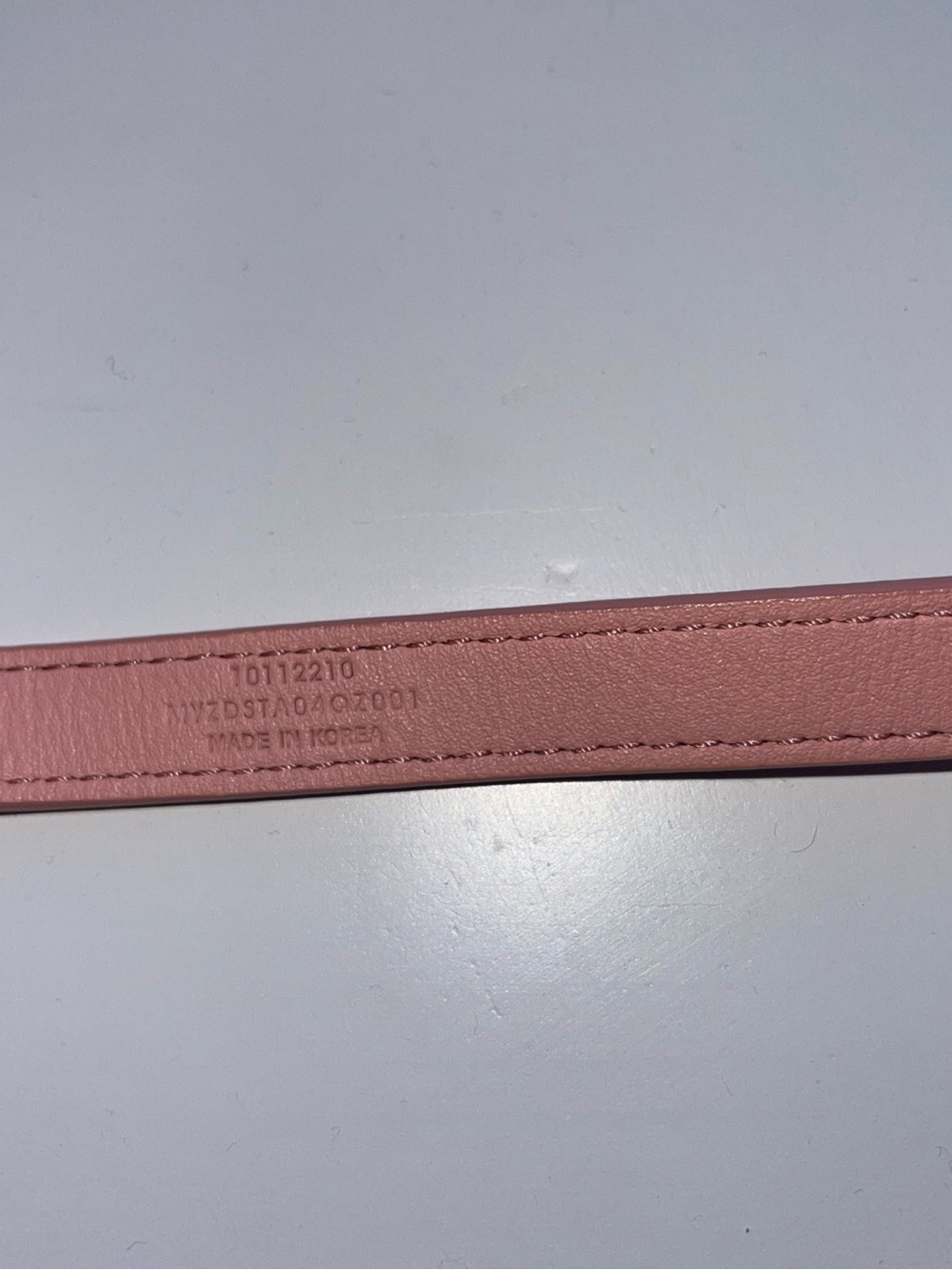 MCM Adjustable Aren Buckle Replacement Strap in Blossom Pink Visetos NWT - Picture 6 of 7